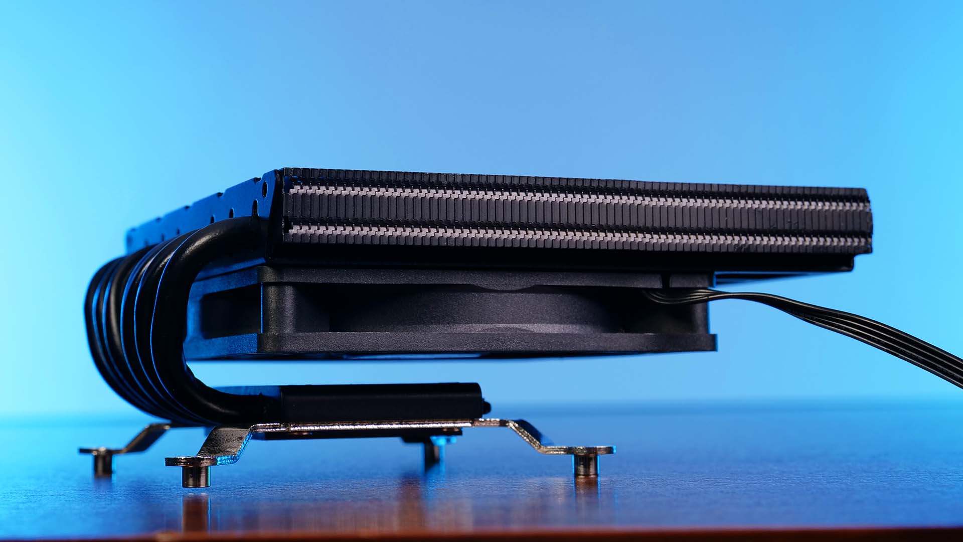 alpenfohn-blac-ridge-heatsink