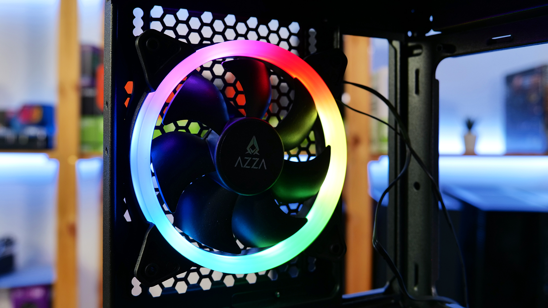 azza-hive-450-back-fan