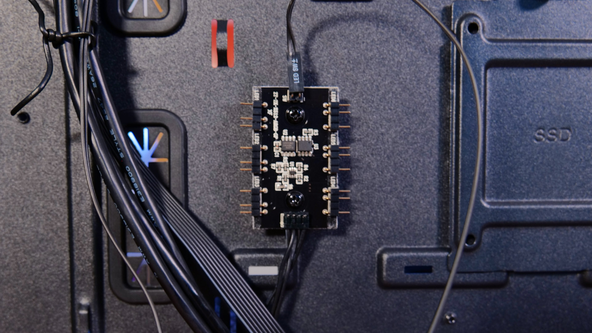 azza-hive-450-argb-controller