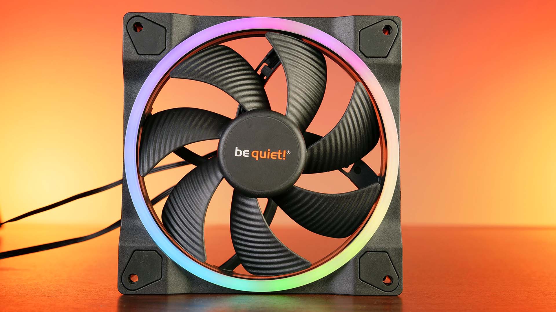 be-quiet-light-wing-140-design2