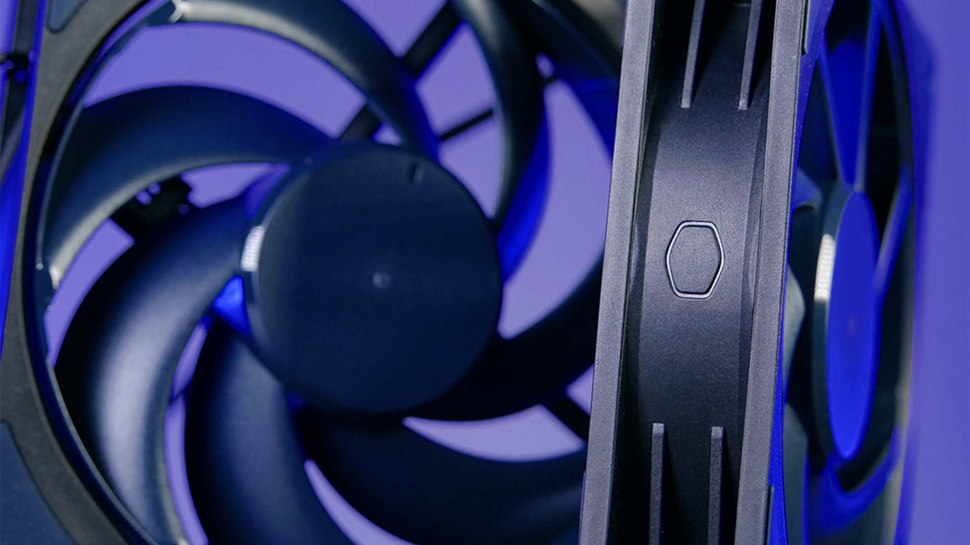cooler-master-mobius-120-design8