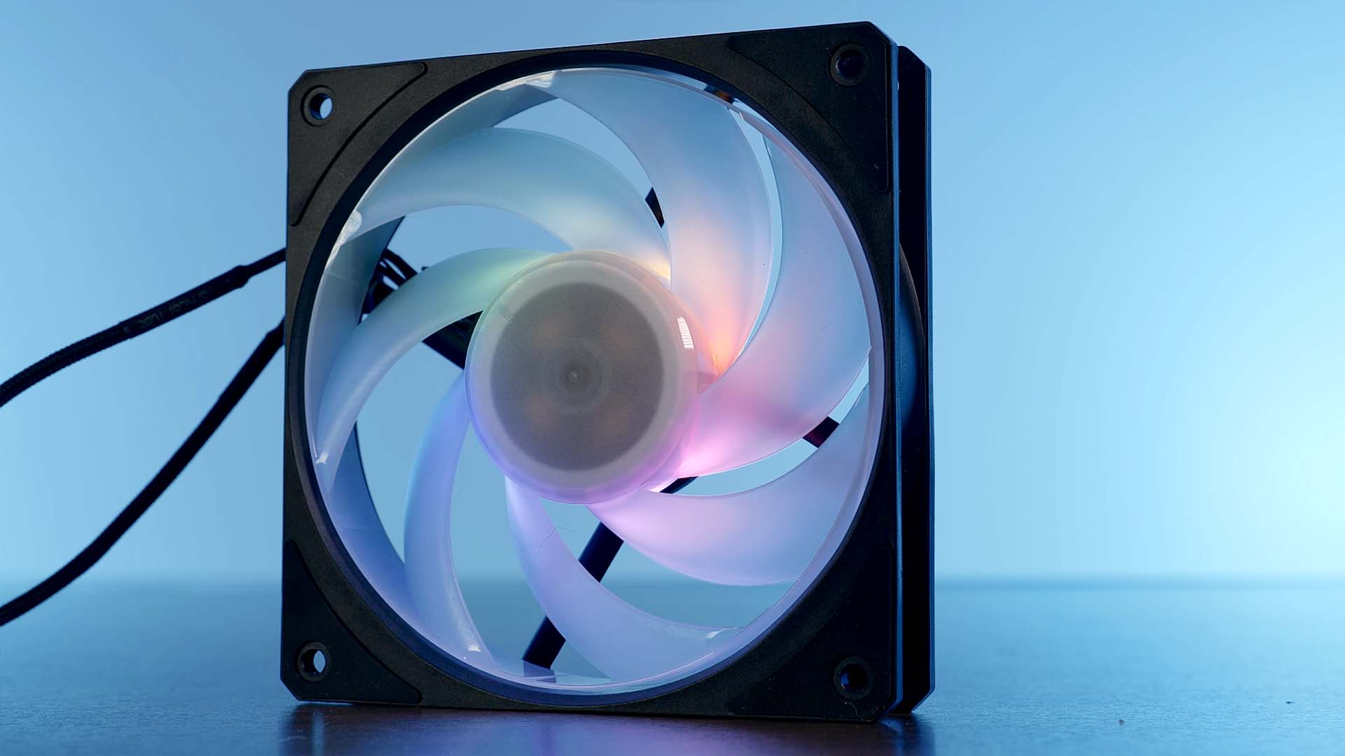cooler-master-mobius-120P-design12