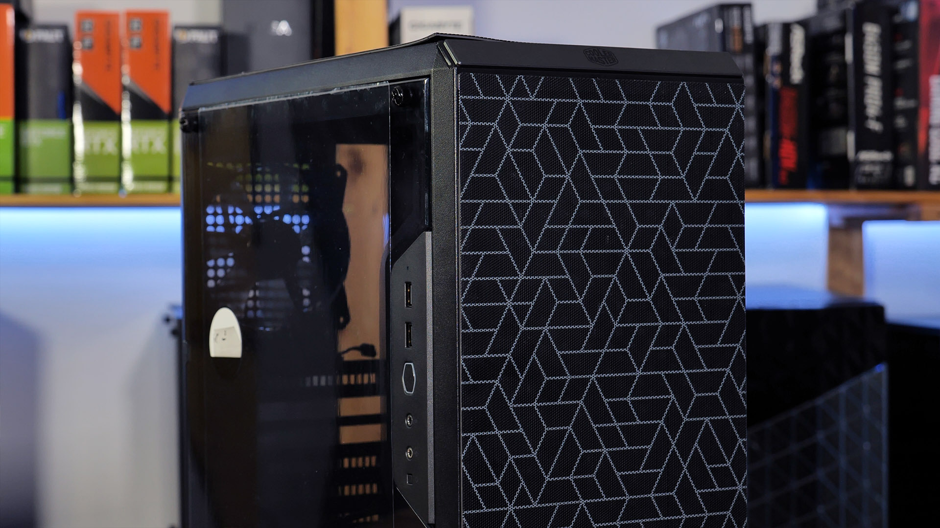 coolermaster-masterbox-q500l-acrylic