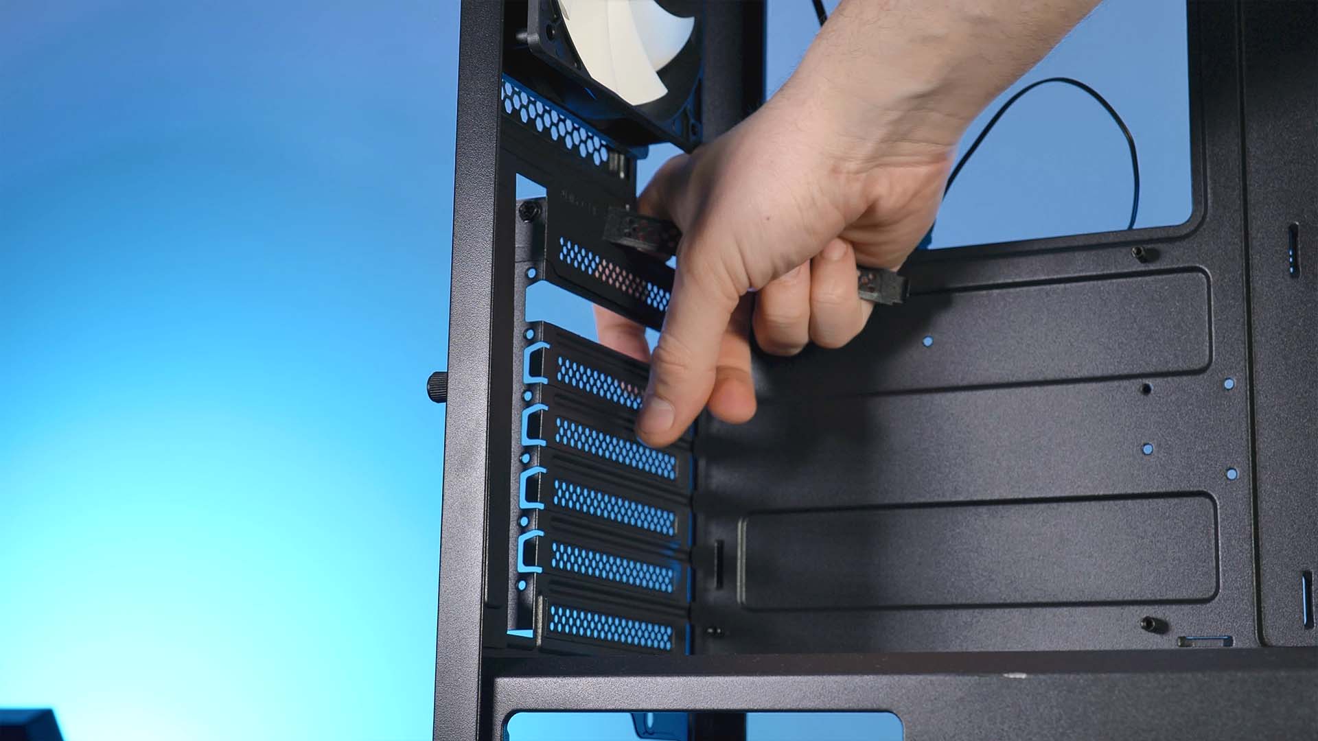 fsp-cmt212A-pcie-slots