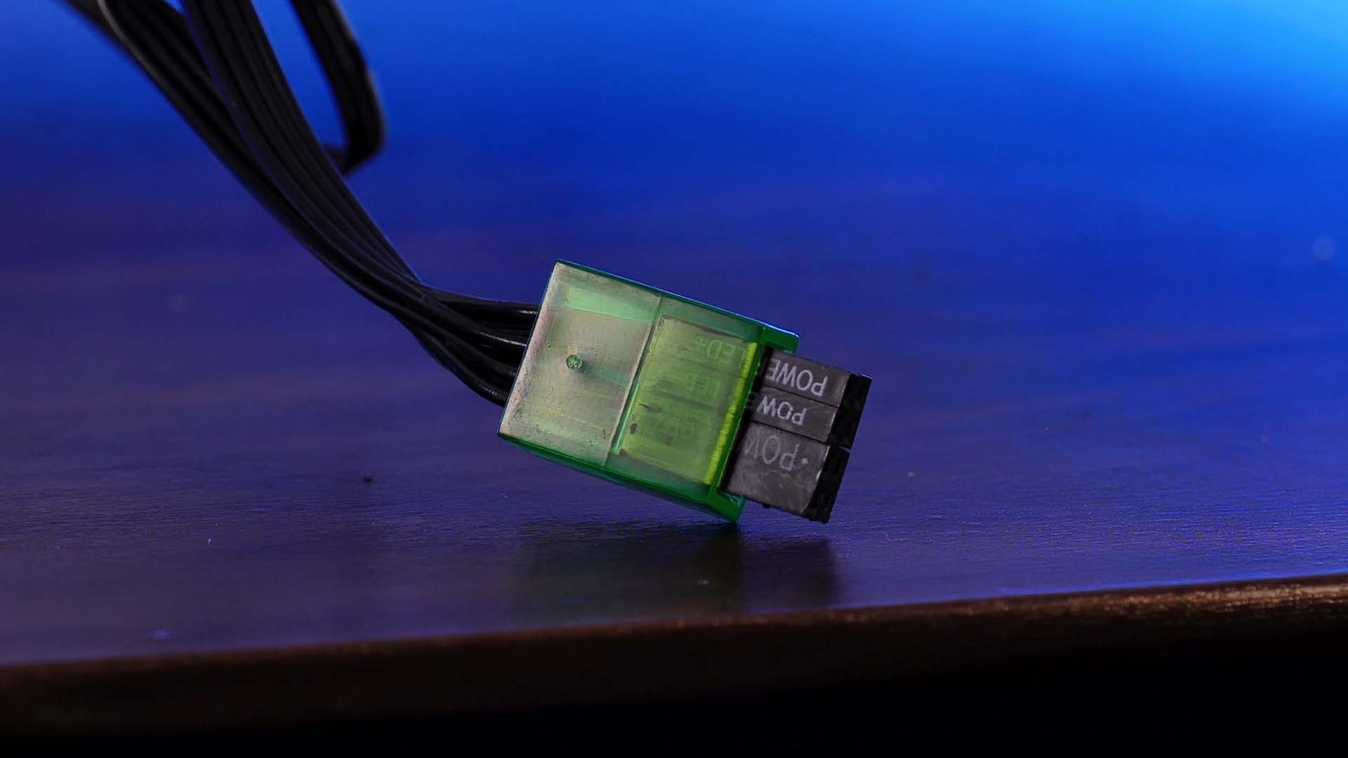 montech-sky-one-lite-io-connector