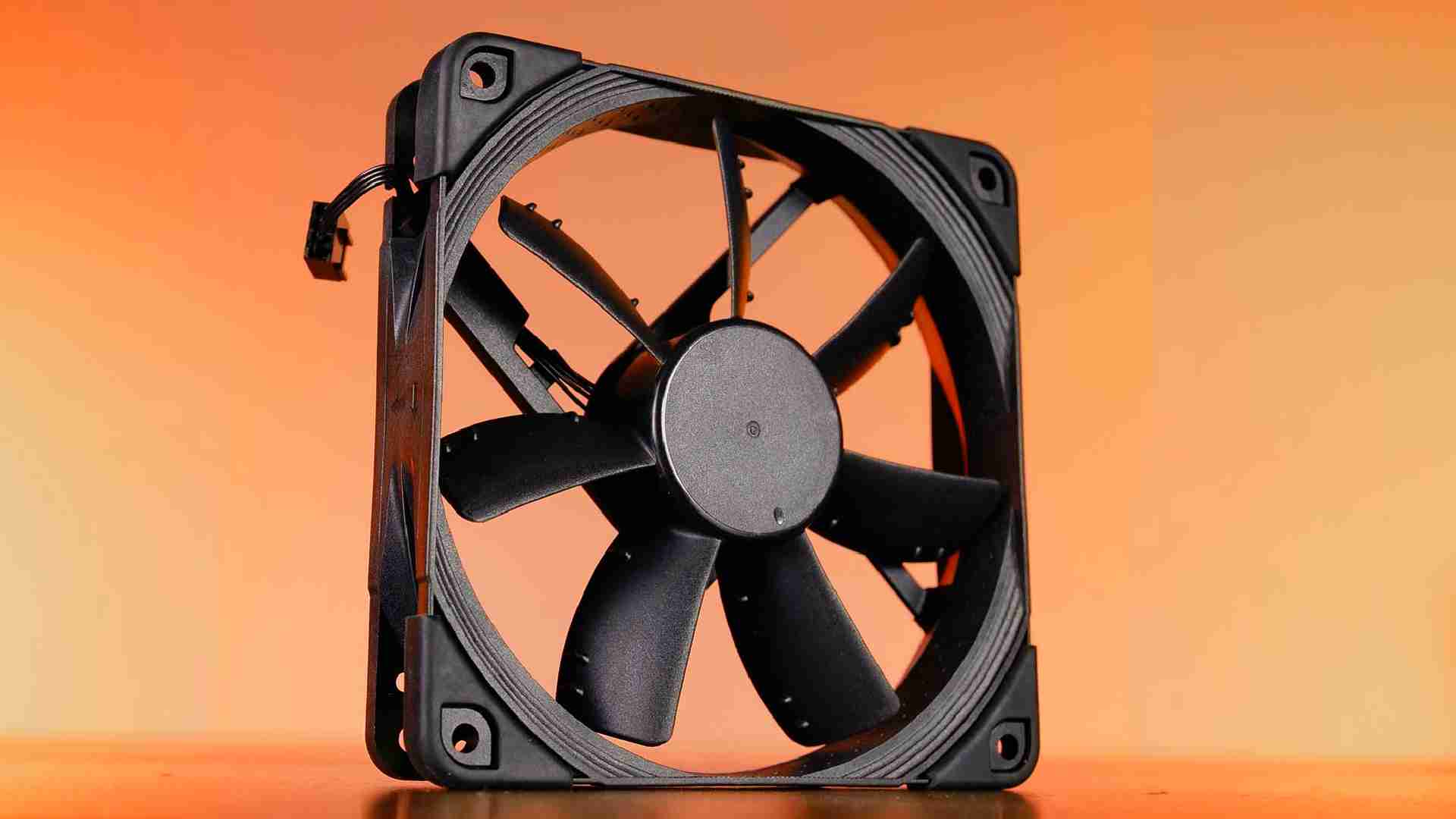 Noctua NF-S12A Chromax Black Review