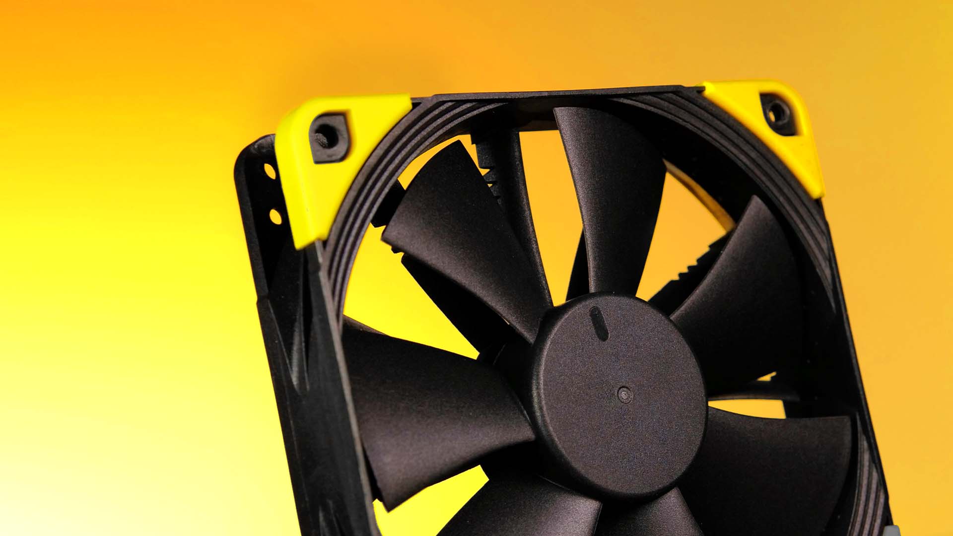 noctua-nf-f12-design1