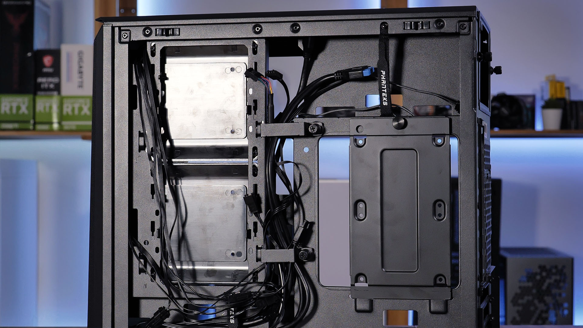 phanteks-eclipse-p200a-drgb-ssd