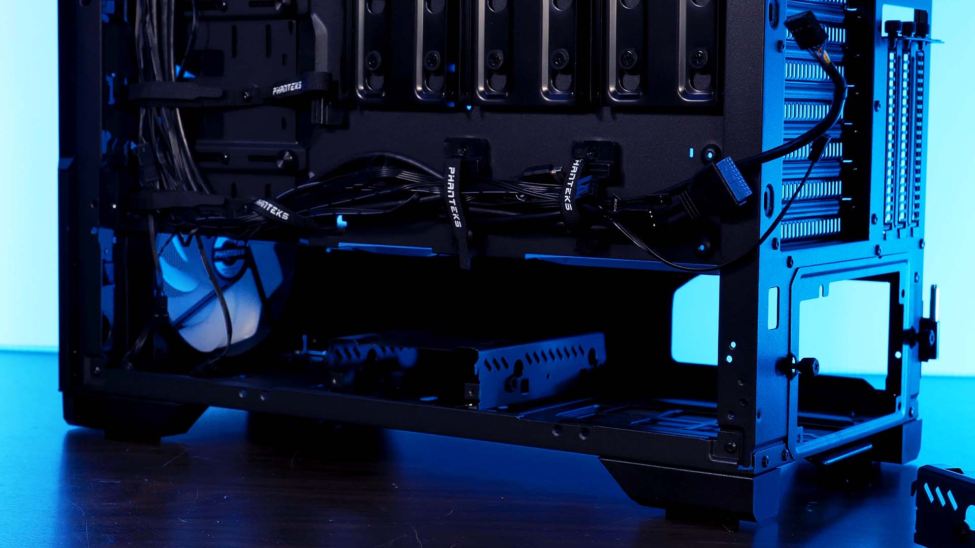 phanteks-p500A-psu-position