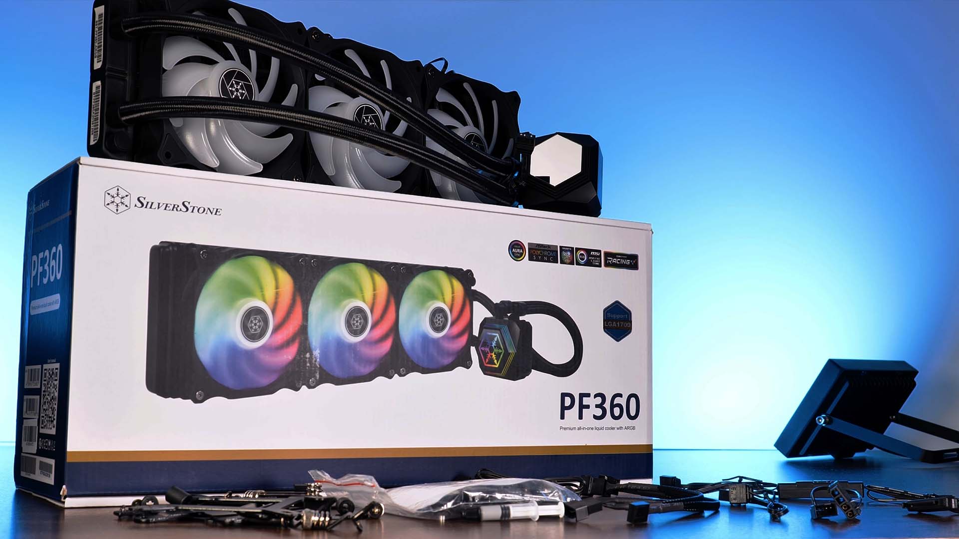 silverstone-pf360-unboxed