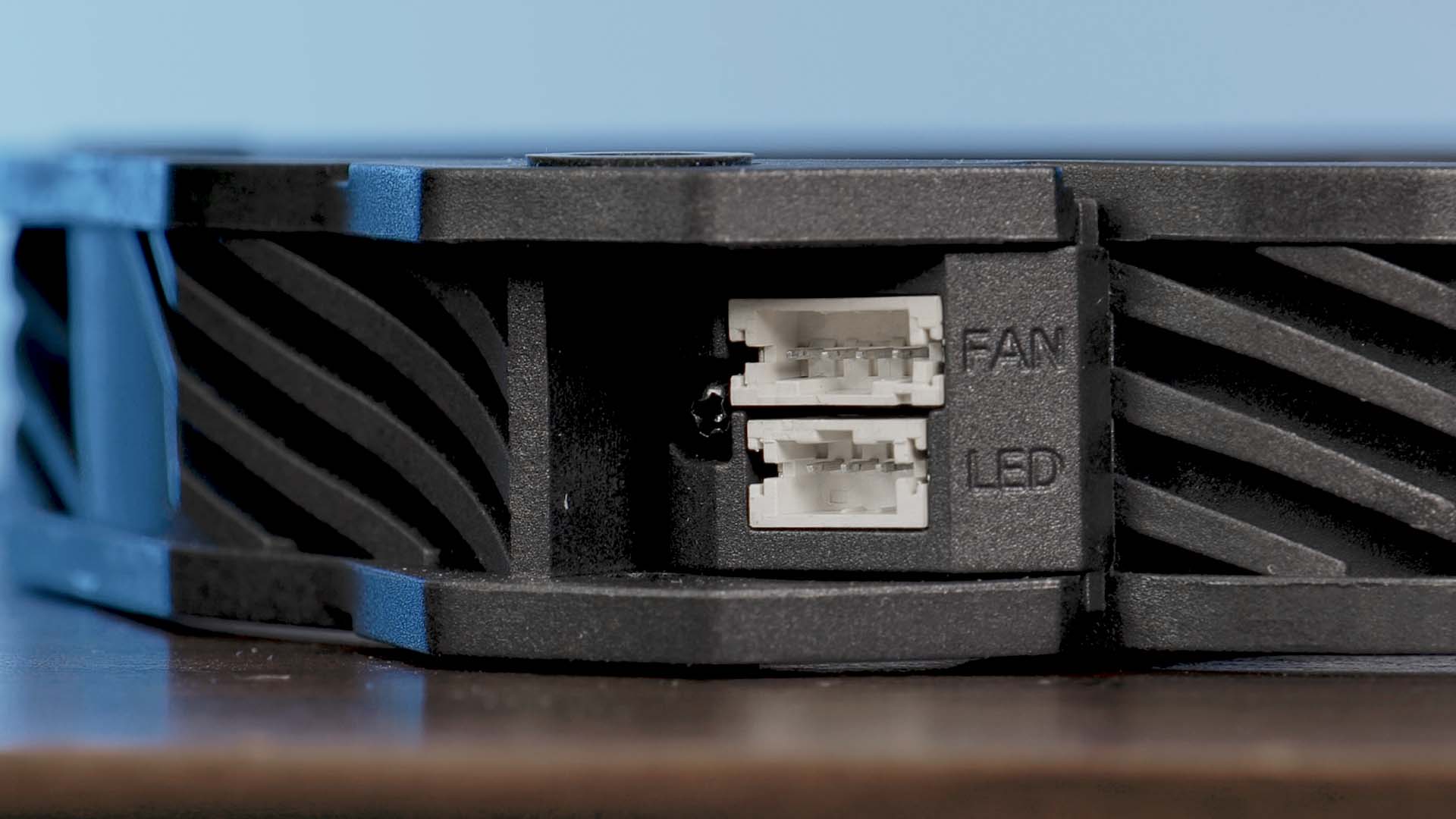silverstone-sharkforce-160-connections