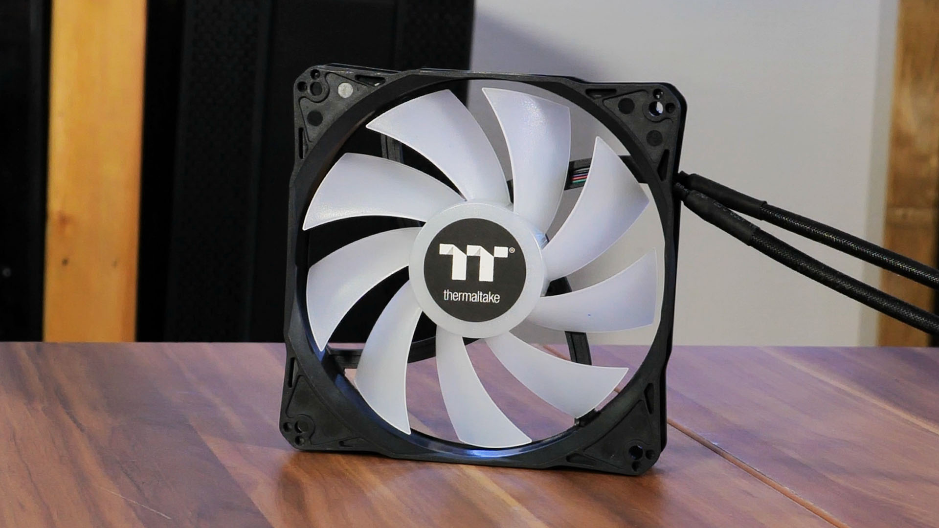 thermaltake-th120-fan