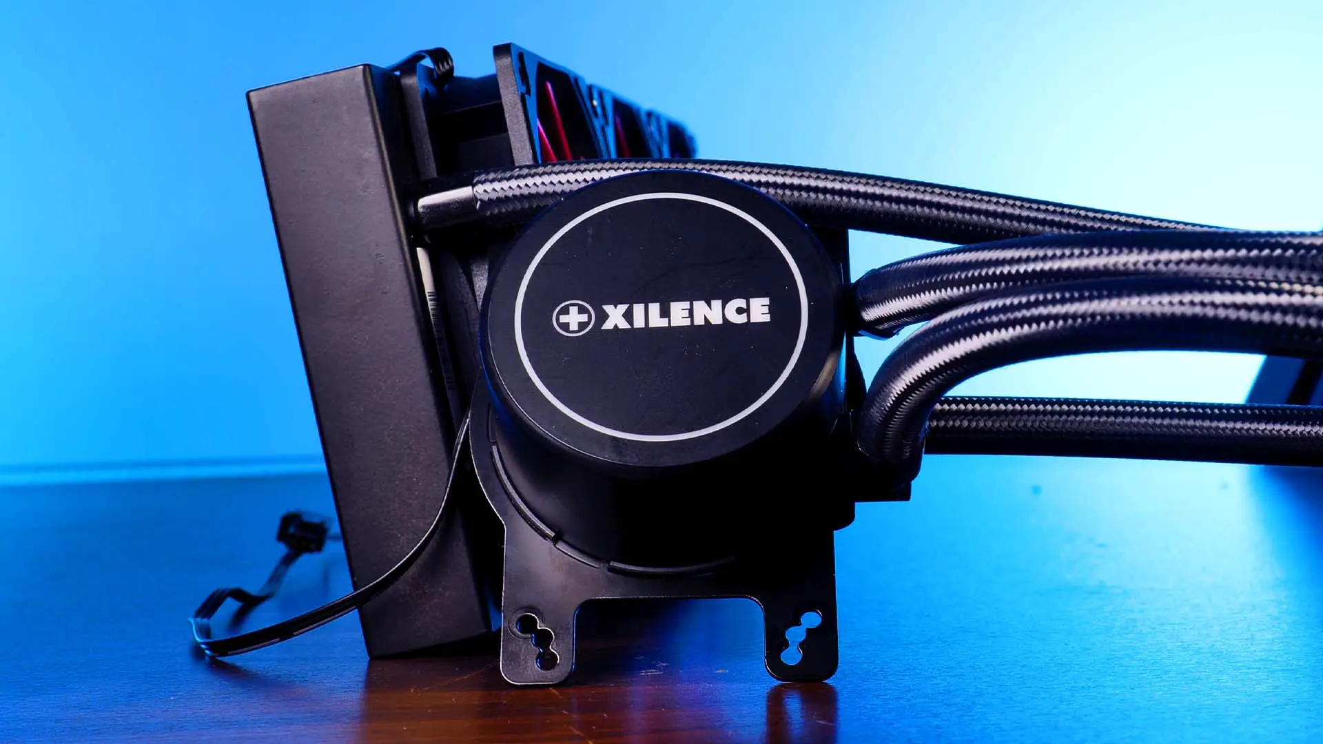 xilence-lq360-pump